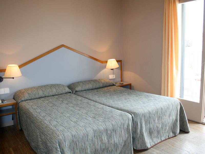 Hotel Subur Сиджес Номер фото