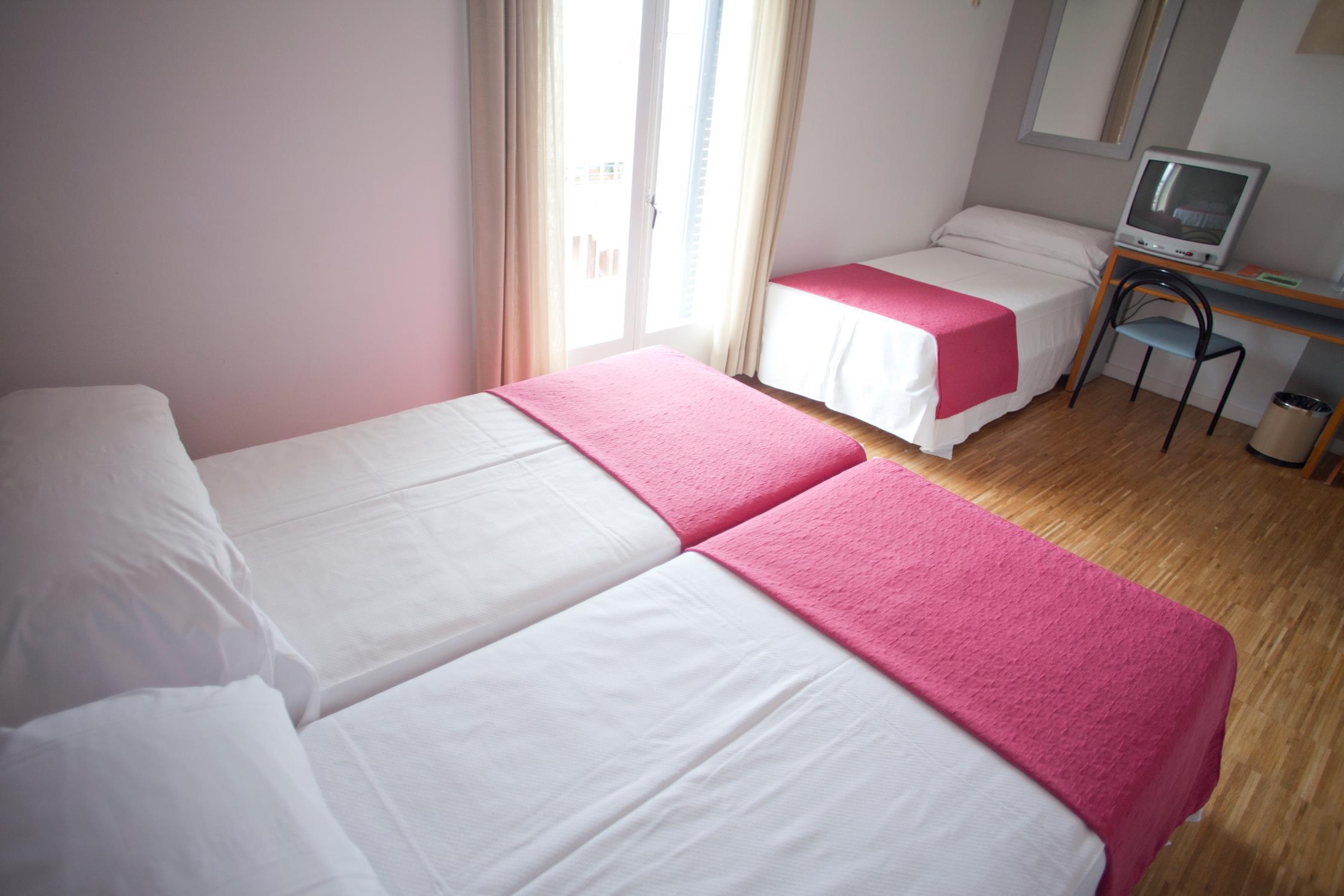 Hotel Subur Сиджес Номер фото
