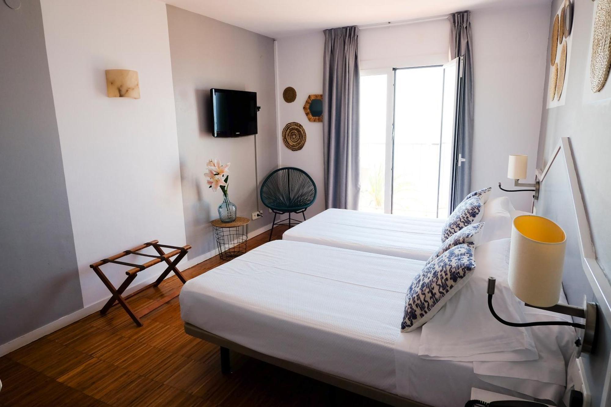 Hotel Subur Сиджес Номер фото